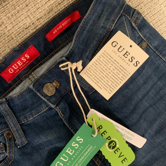 NWT Guess Midrise bootcut jeans size US26 - Picture 5 of 6